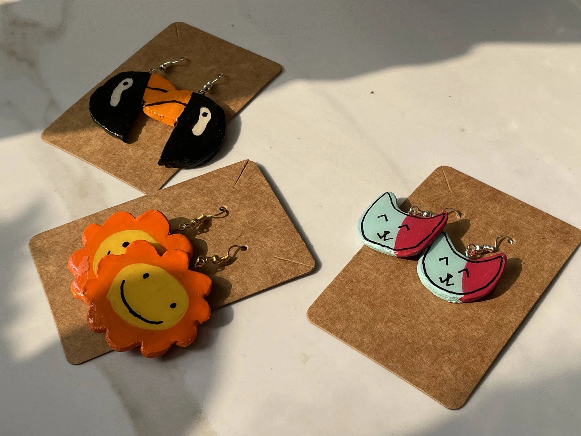 Toucan clay earrings and pendant set